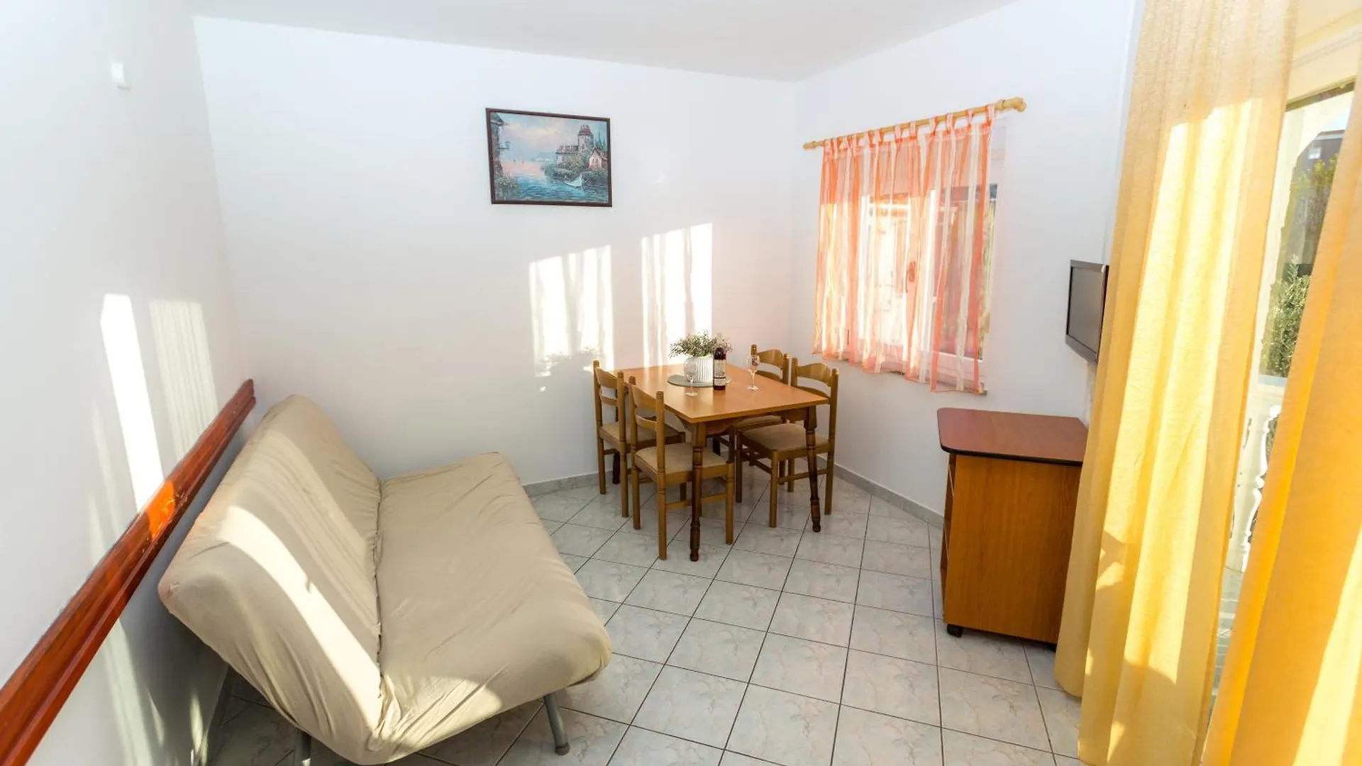 Apartments Kristijan Drage